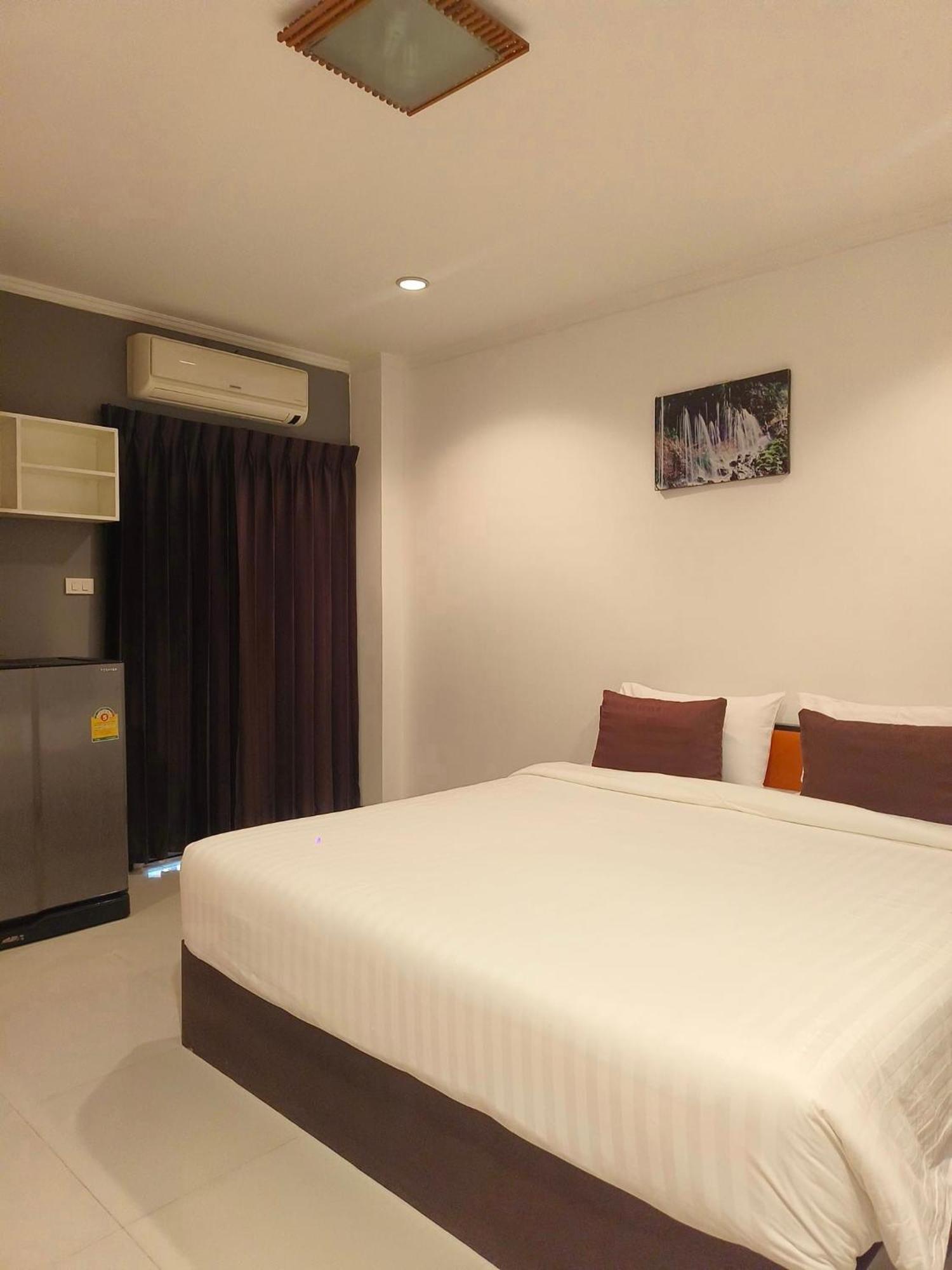 Jt Place Buriram Buri Ram Exterior foto