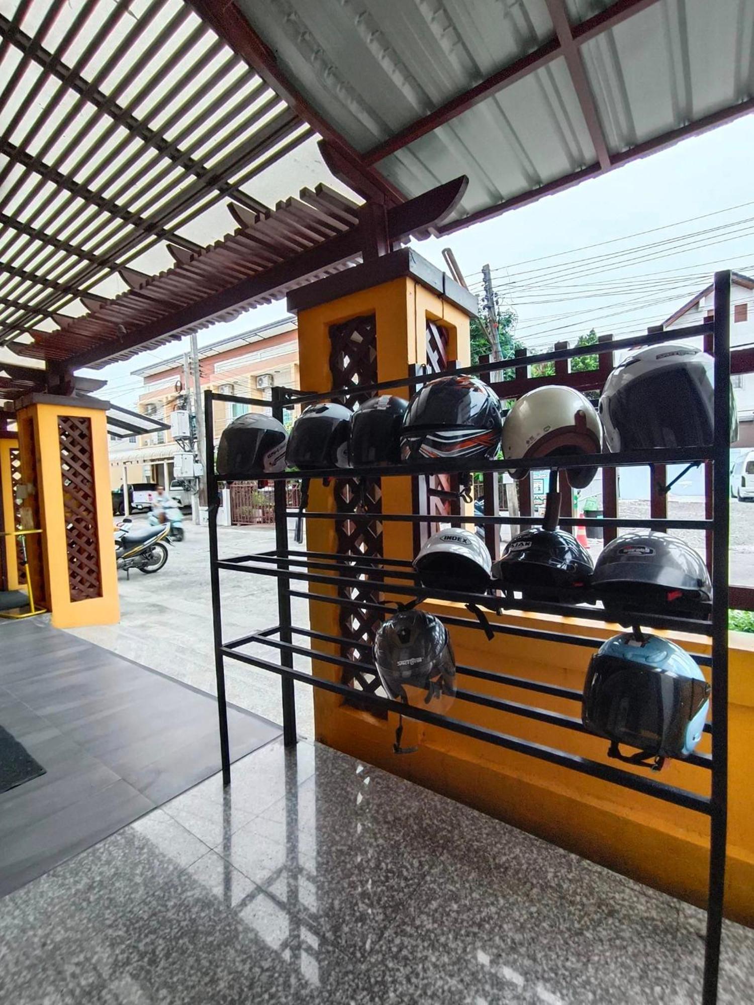Jt Place Buriram Buri Ram Exterior foto