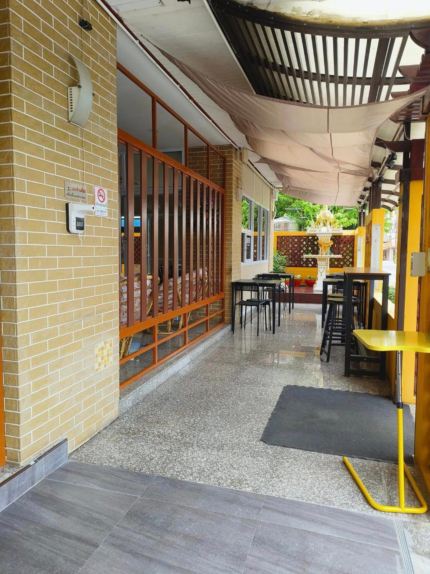 Jt Place Buriram Buri Ram Exterior foto