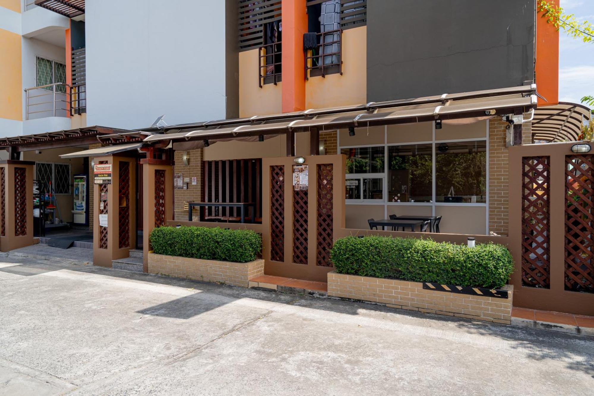 Jt Place Buriram Buri Ram Exterior foto