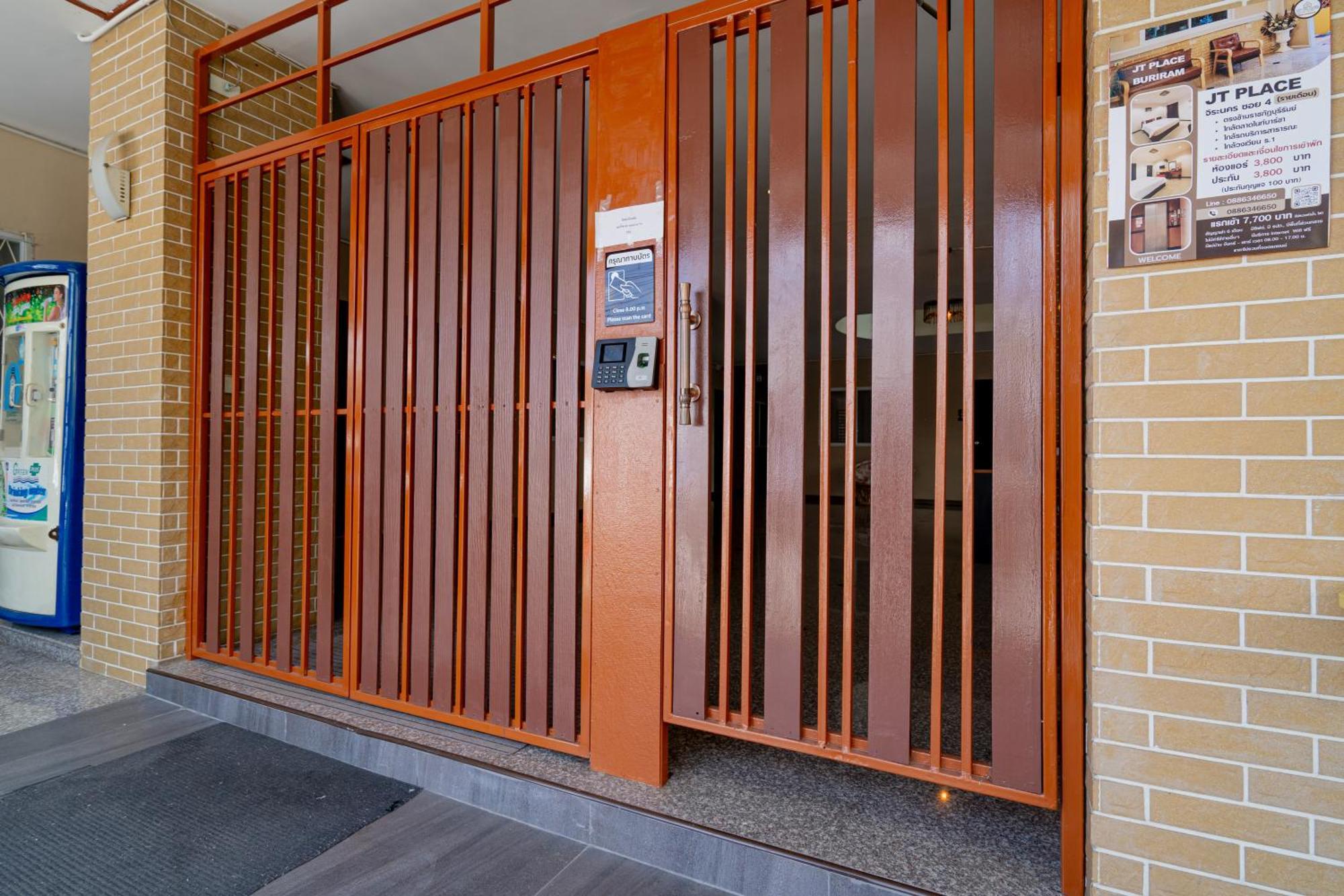 Jt Place Buriram Buri Ram Exterior foto